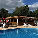 Mobil-home Avec Terrasse Et Salon De Jardin - Api-1-52-502