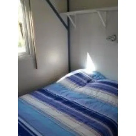 Campsite Mobil-home Avec Terrasse Et Salon De Jardin - Api-1-52-502